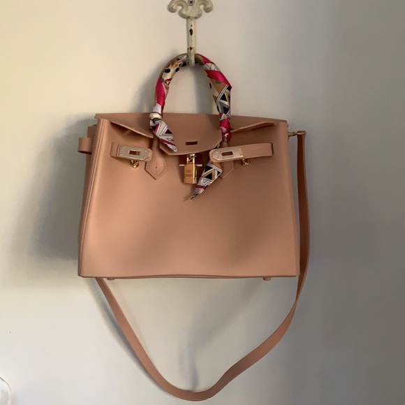 Black Sheep Scarf Bag - Picture 7 of 14